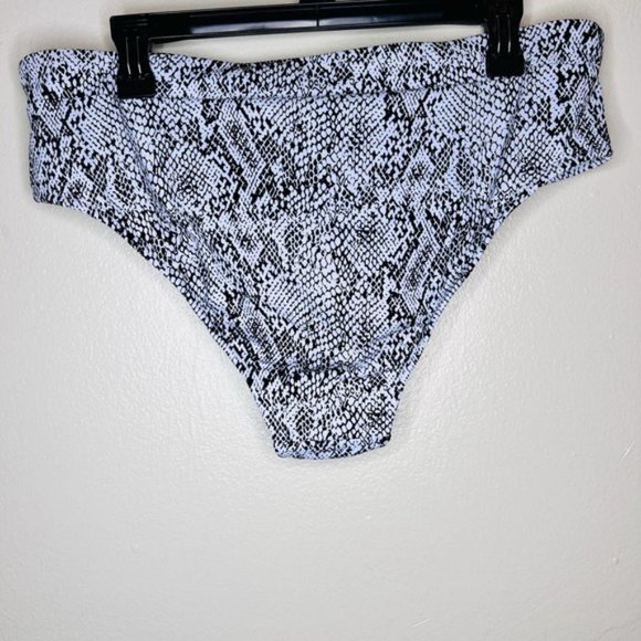 NWT Xhilaration Bikini Bottoms 14W Black & White Snakeskin Print High Waisted - Picture 4 of 6